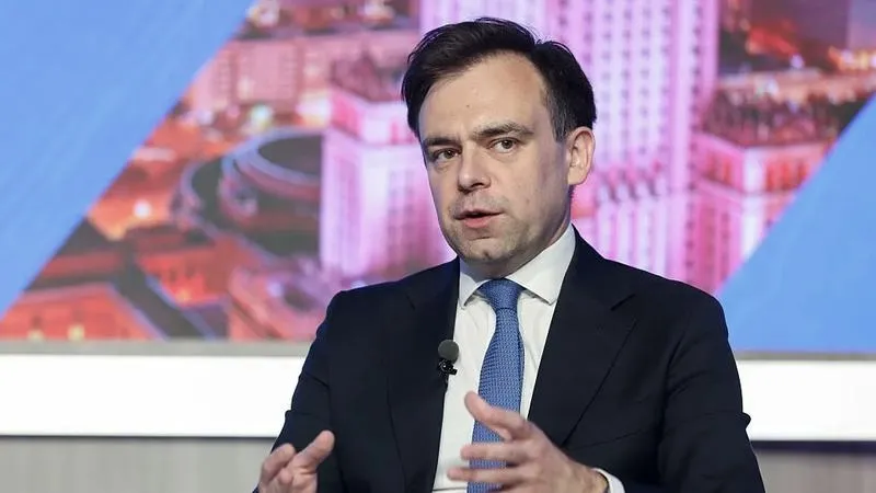 Jakie odsetki przy zwrocie dotacji — ile zapłacisz i jak obliczyć