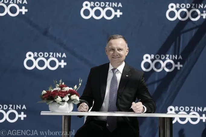 Wypłata 800 plus